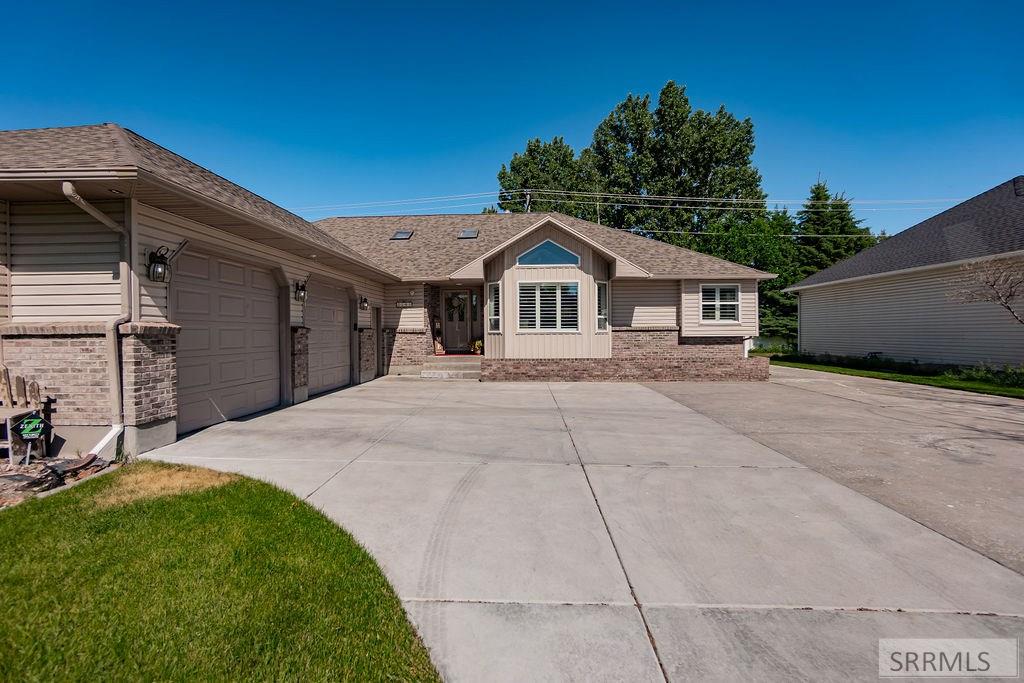 2585 Ridgecrest Drive, IDAHO FALLS, Idaho image 3