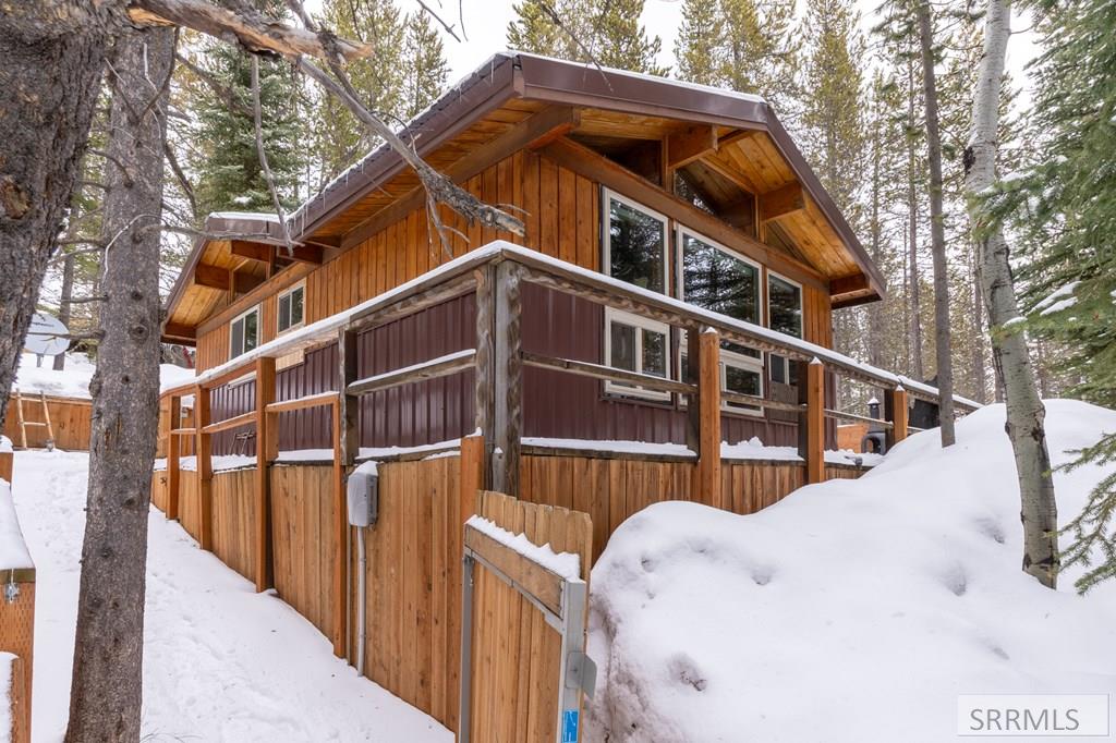 4127 Big Springs Loop Road, ISLAND PARK, Idaho image 33