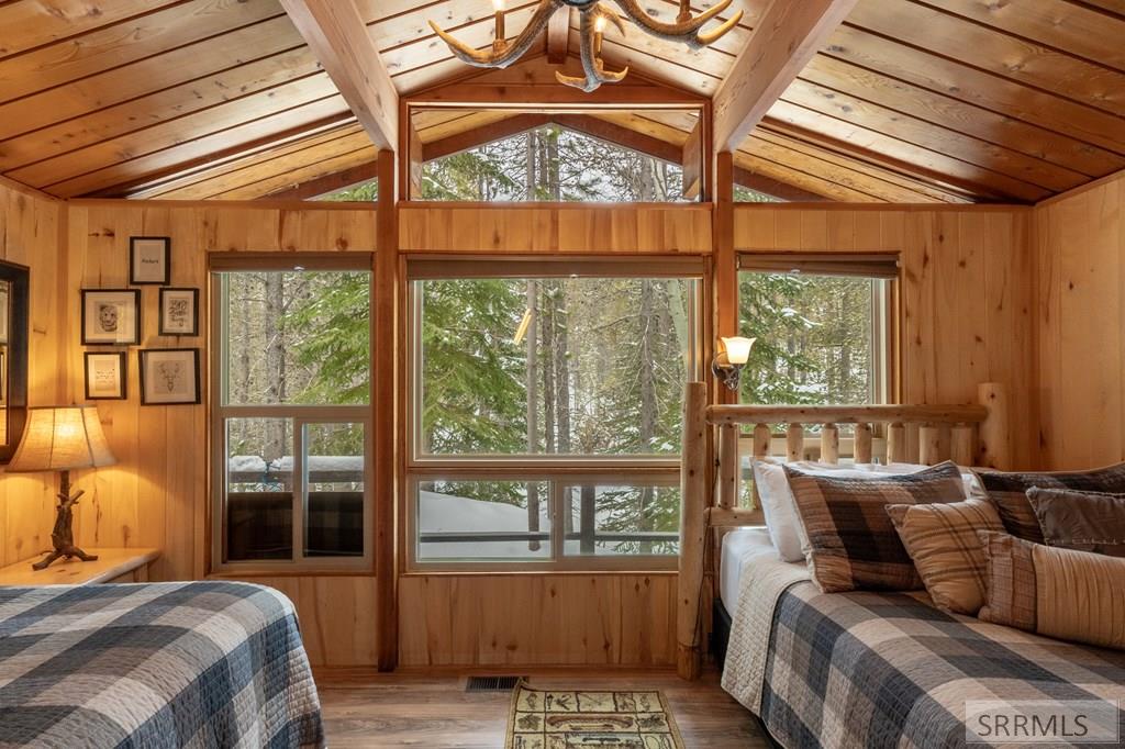 4127 Big Springs Loop Road, ISLAND PARK, Idaho image 20