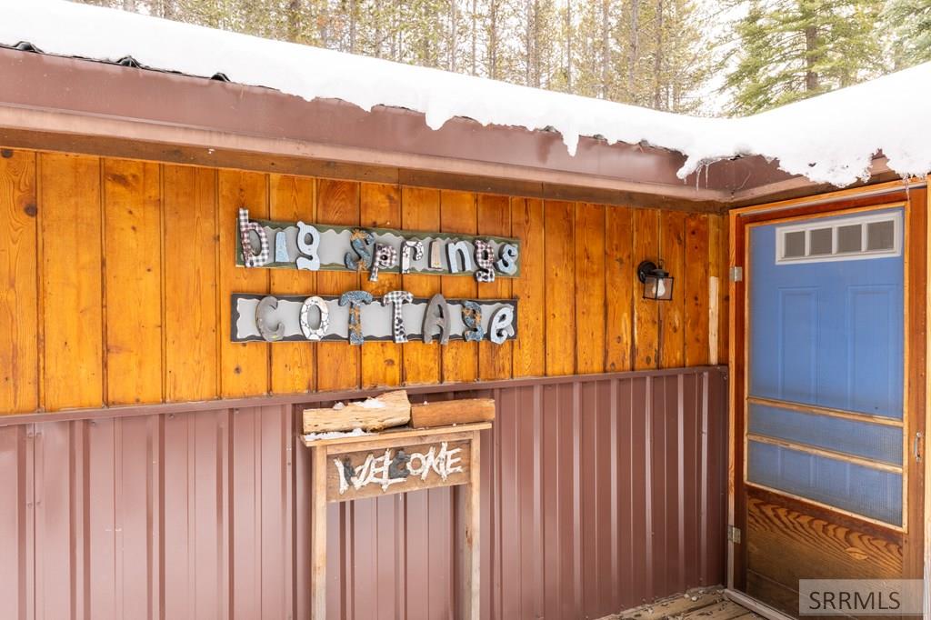 4127 Big Springs Loop Road, ISLAND PARK, Idaho image 27