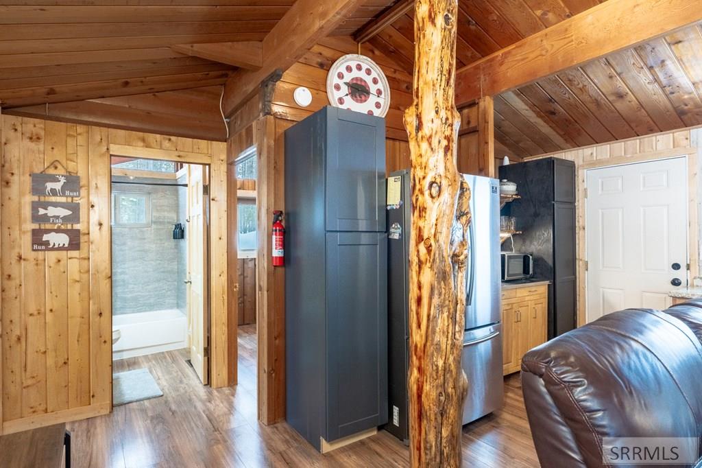 4127 Big Springs Loop Road, ISLAND PARK, Idaho image 12