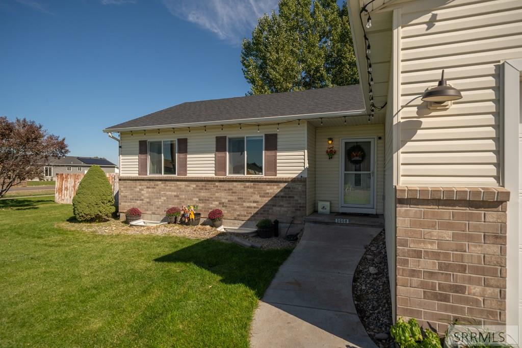 9668 Tustin, IDAHO FALLS, Idaho image 5