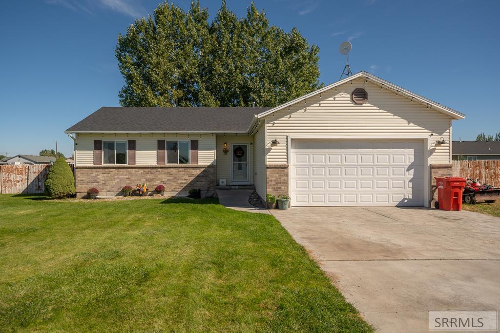 9668 Tustin, IDAHO FALLS, Idaho image 2