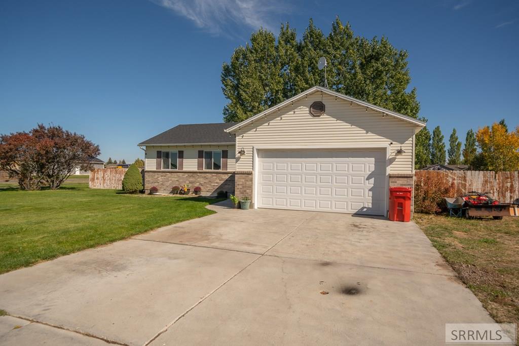 9668 Tustin, IDAHO FALLS, Idaho image 4