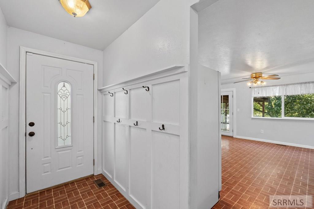 805 Tanager Drive, POCATELLO, Idaho image 3