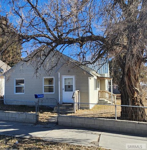 Photo of 204 Grand Avenue, ARCO, ID 83213 (MLS # 2181994)