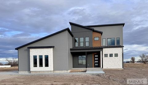 Photo of 386 N 3744 E, RIGBY, ID 83442 (MLS # 2181093)