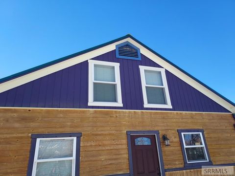 Homes For Sale - 701 Idaho Avenue<br/> Lemhi County, SALMON, ID 83467