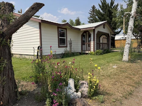 Photo of 110 S 11th Street, CHALLIS, ID 83226 (MLS # 2188543)