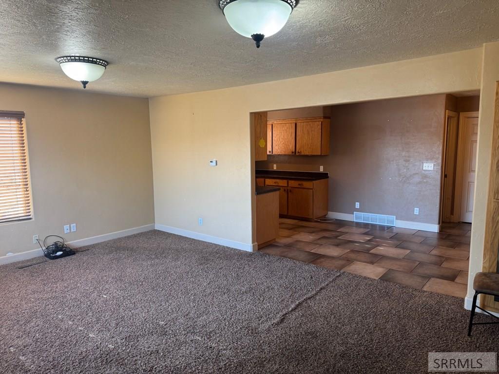 925 Jefferson Avenue