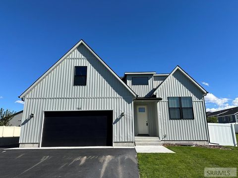 Photo of 733 Rustic Road, POCATELLO, ID 83201 (MLS # 2179275)