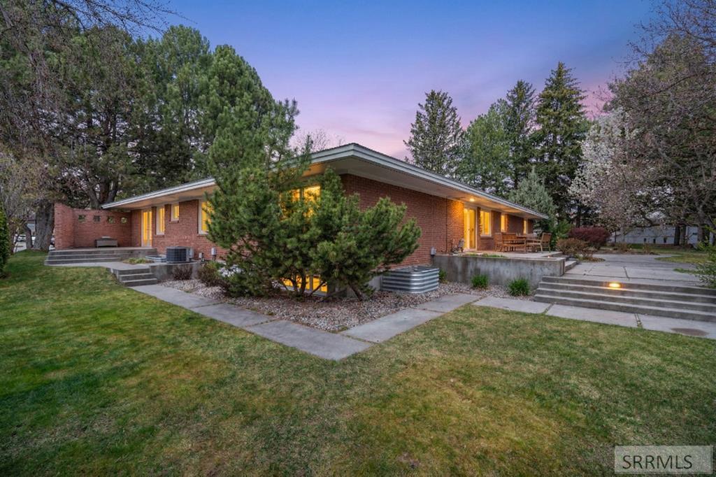 3004 Westmoreland Circle