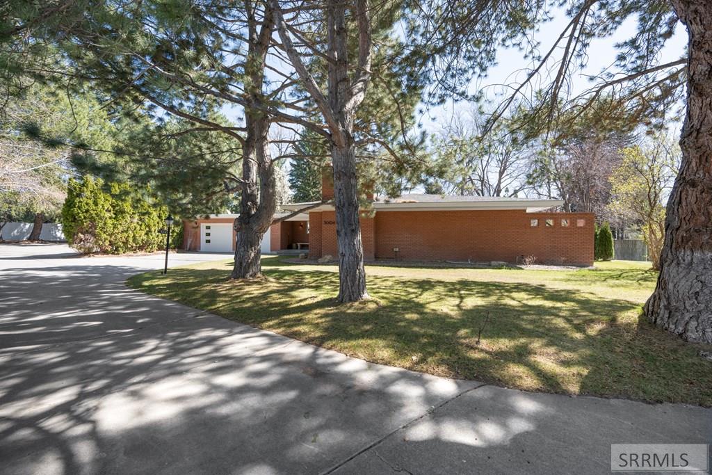 3004 Westmoreland Circle