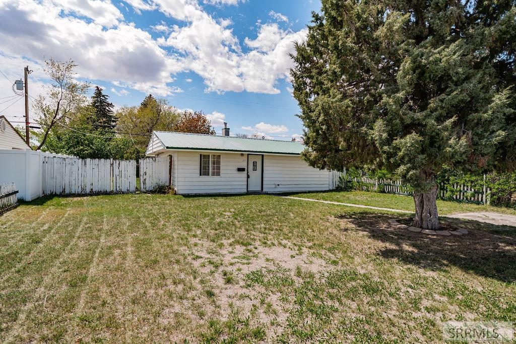 325 Bonneville Drive