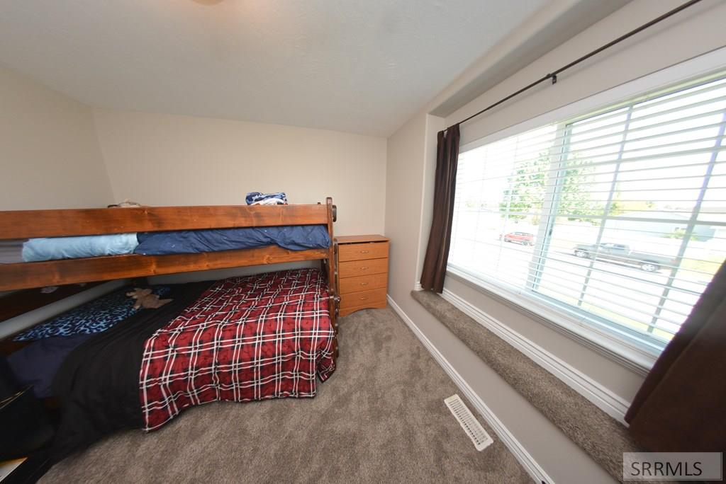 811 Park Street, REXBURG, Idaho image 11