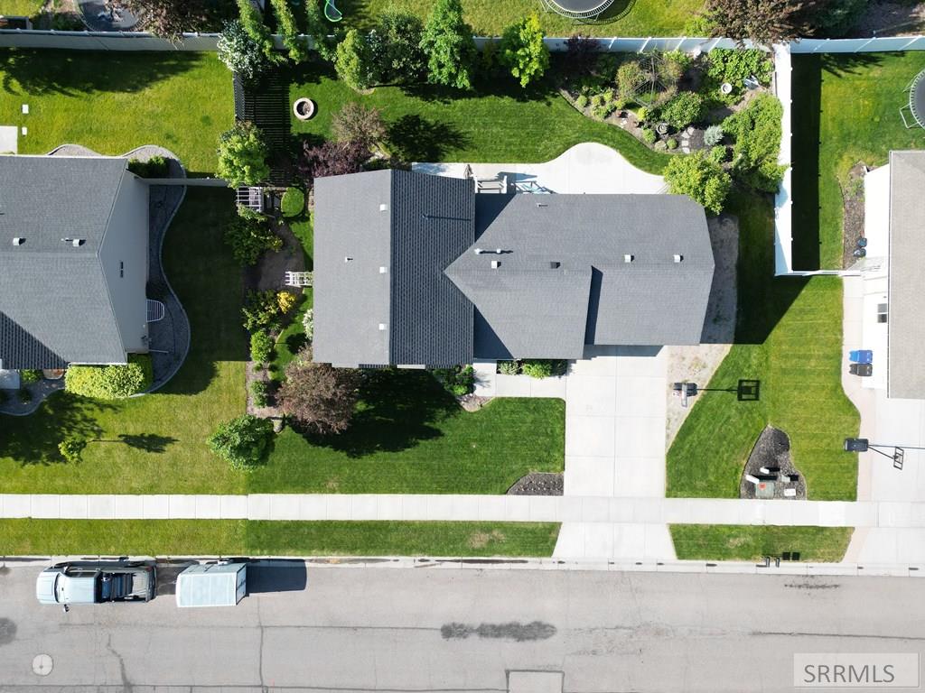 811 Park Street, REXBURG, Idaho image 2