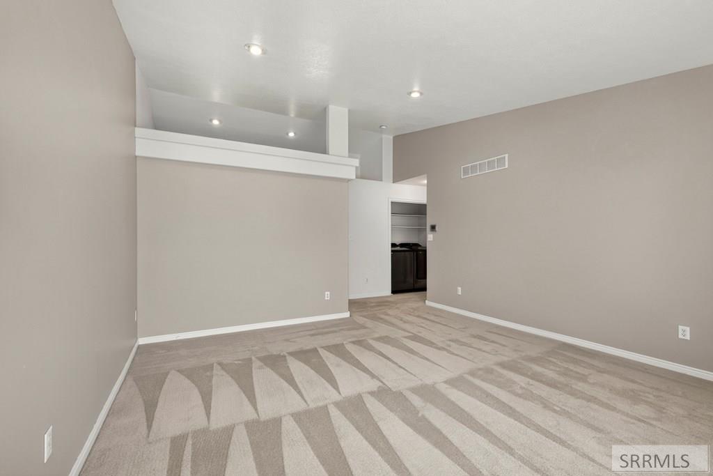 2907 Courtyard Circle
