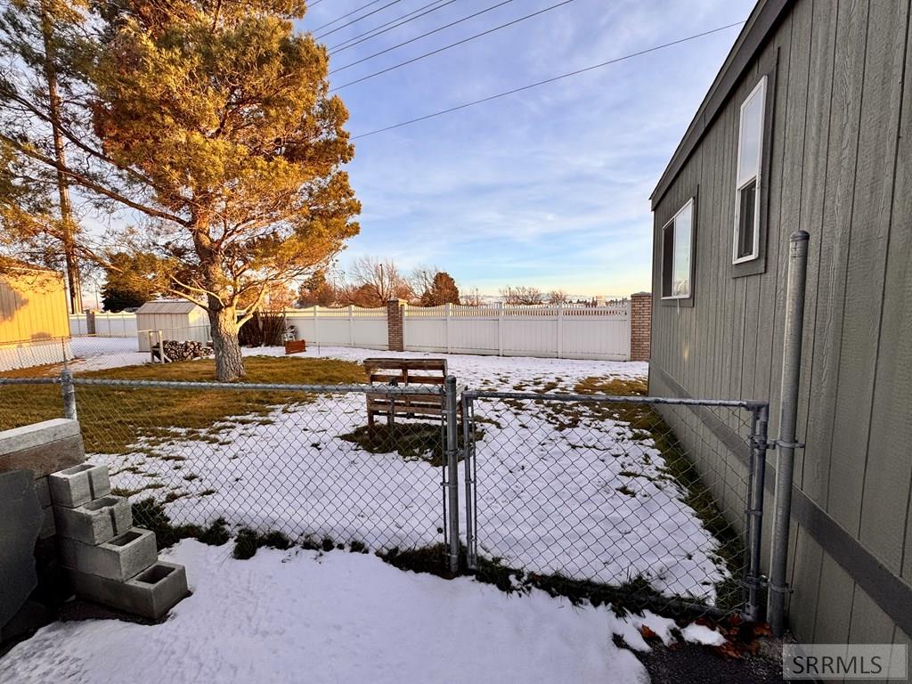 1730 Whispering Pines Drive, IDAHO FALLS, Idaho image 4