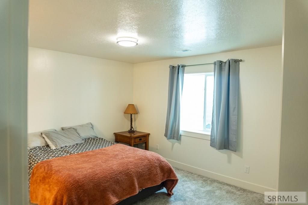 457 Idaho Avenue, SUGAR CITY, Idaho image 32