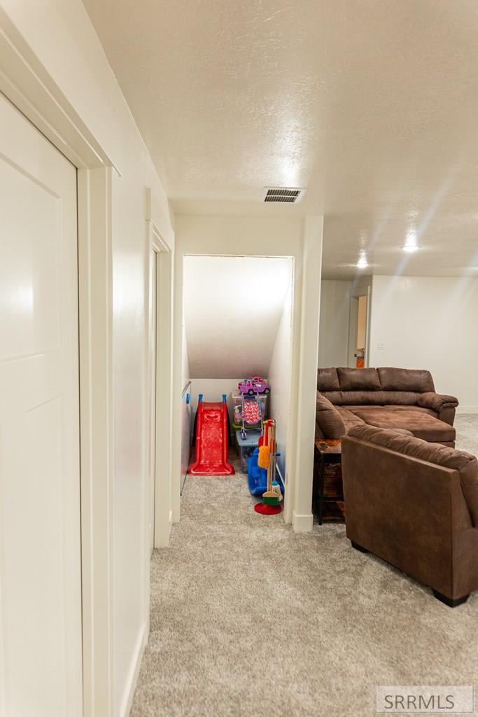 457 Idaho Avenue, SUGAR CITY, Idaho image 33