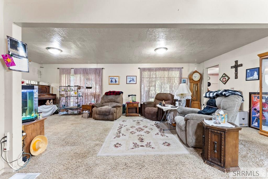 220 S Milton Avenue, SHELLEY, Idaho image 10