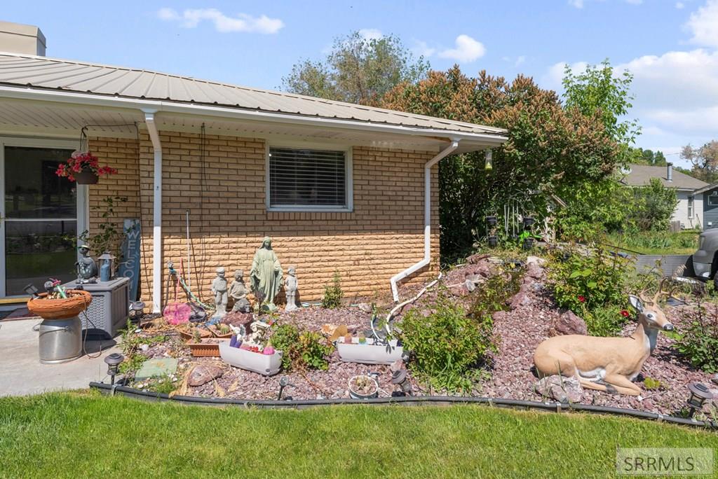 220 S Milton Avenue, SHELLEY, Idaho image 3