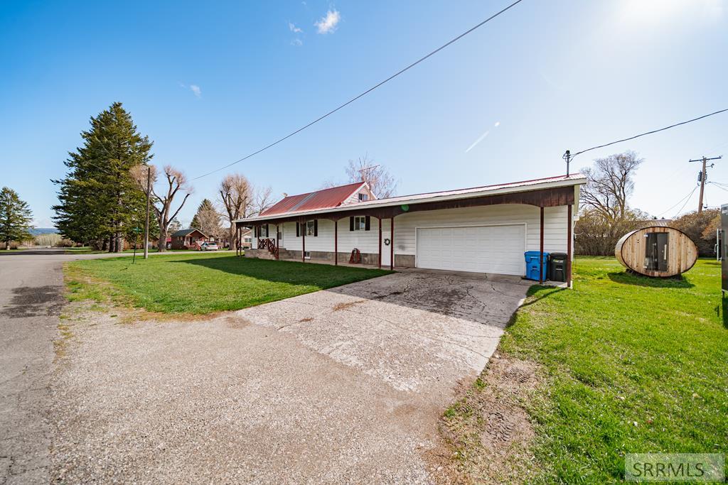 171 N 8th Street, ASHTON, Idaho image 3