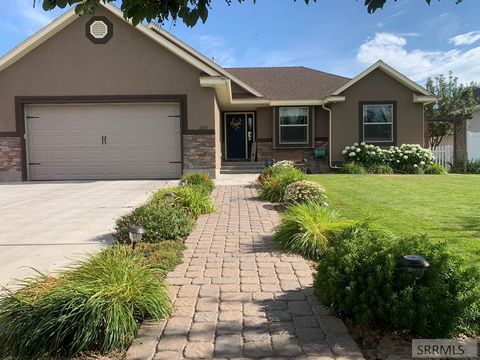 Photo of 1820 Delaware Court, IDAHO FALLS, ID 83406 (MLS # 2181294)
