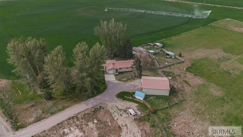 Homes For Sale - 195 N Bassett Road<br/> Jefferson County, ROBERTS, ID 83444