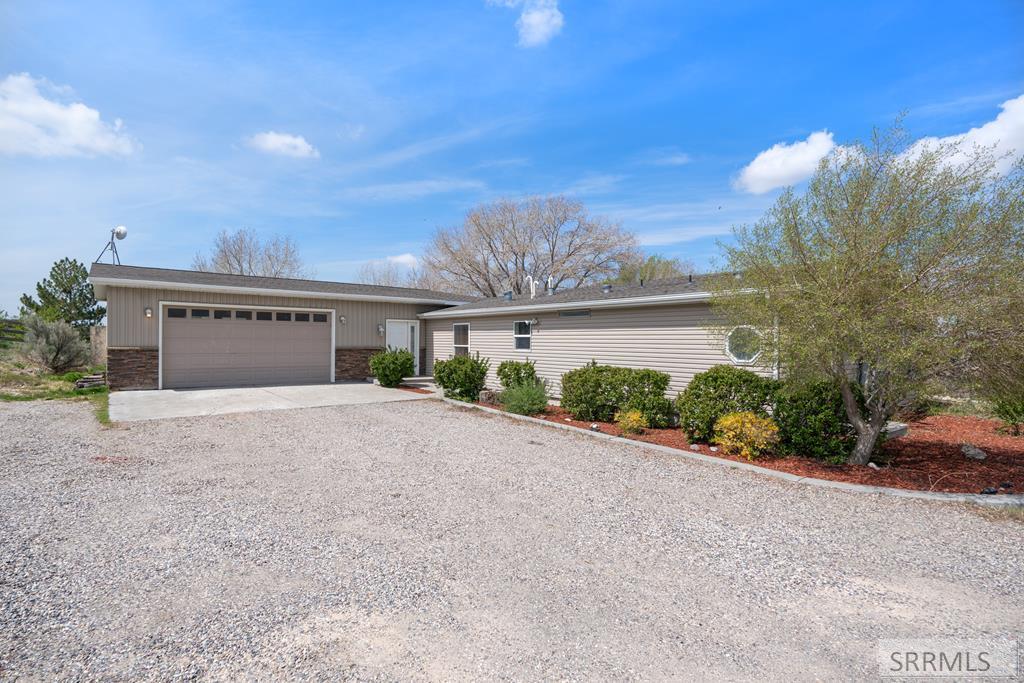1196 N 1325 E, SHELLEY, Idaho image 1