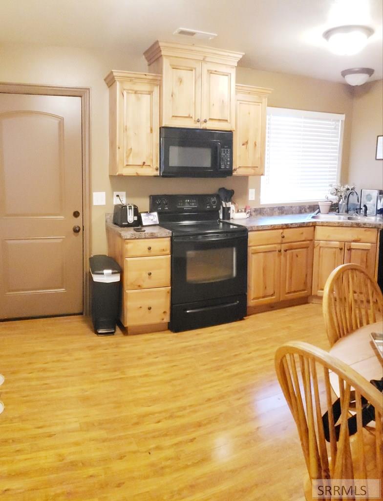 446 W 6th S #402, REXBURG, Idaho image 8