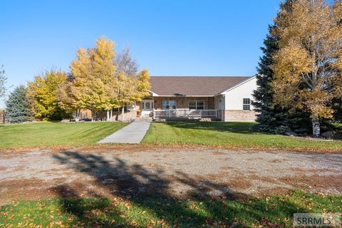 Photo of 4913 E 49th N, IDAHO FALLS, ID 83401 (MLS # 2180512)