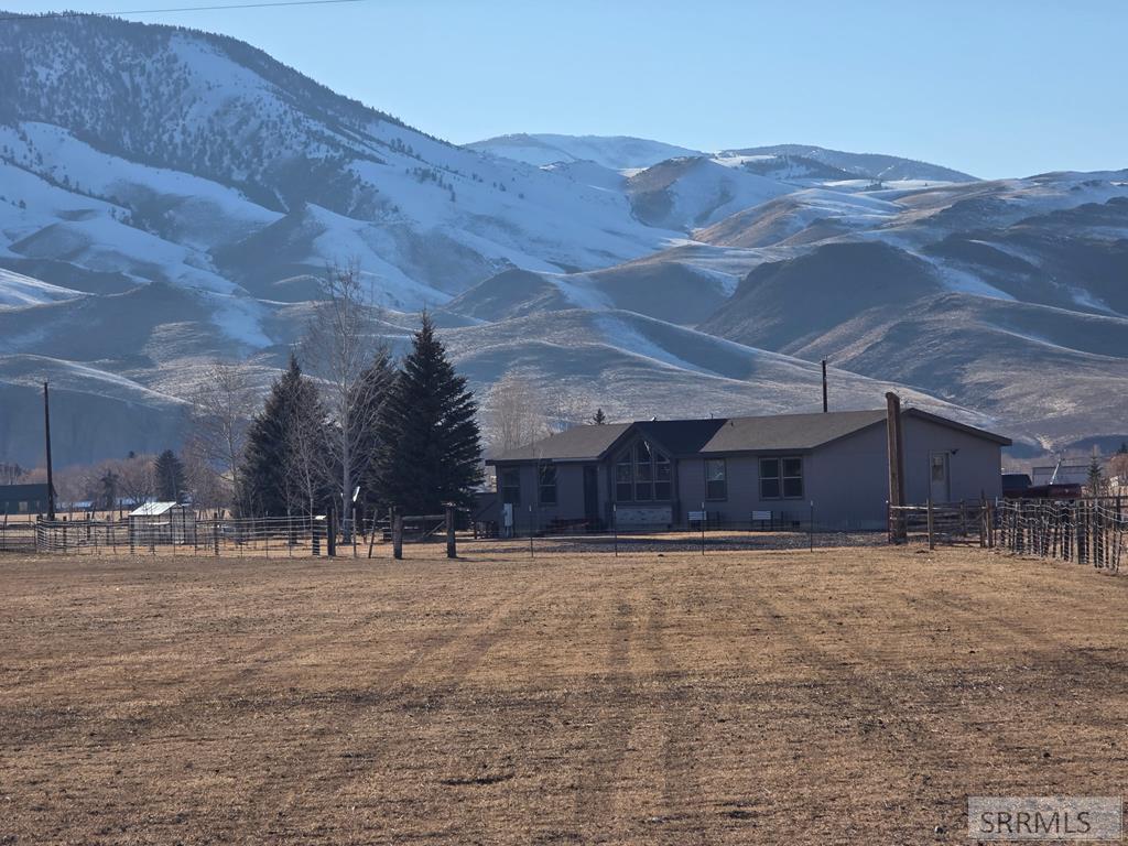 504 Bluebird Lane, CHALLIS, Idaho image 32