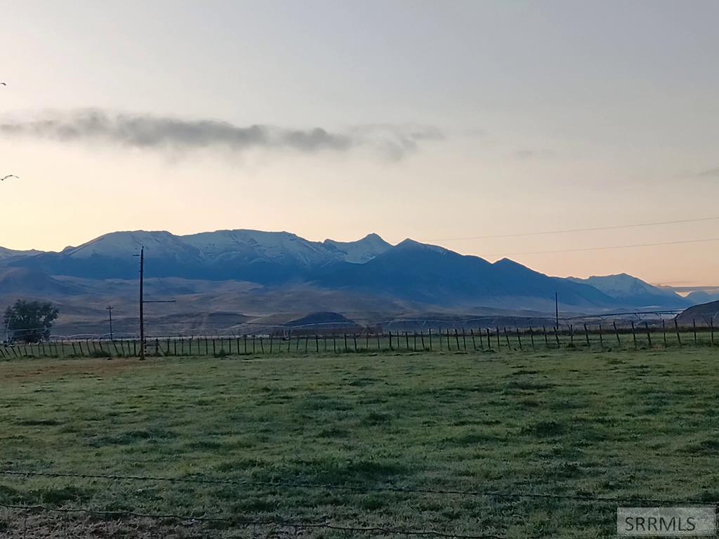 504 Bluebird Lane, CHALLIS, Idaho image 43