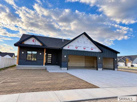 Photo of 5942 Lemhi Street, IDAHO FALLS, ID 83404 (MLS # 2189180)