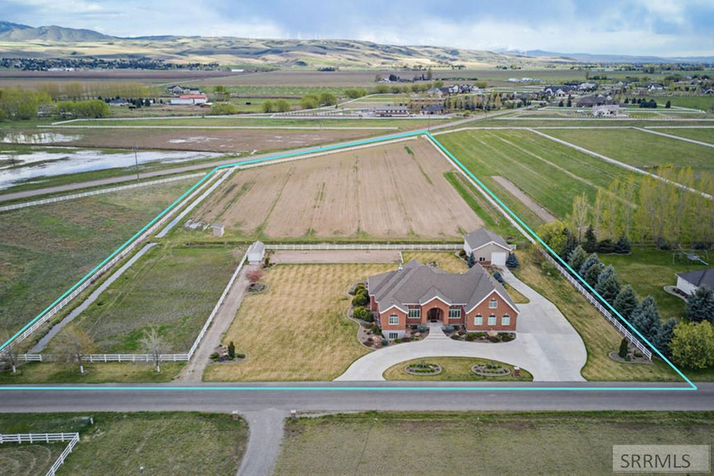 1248 Lazy Lane