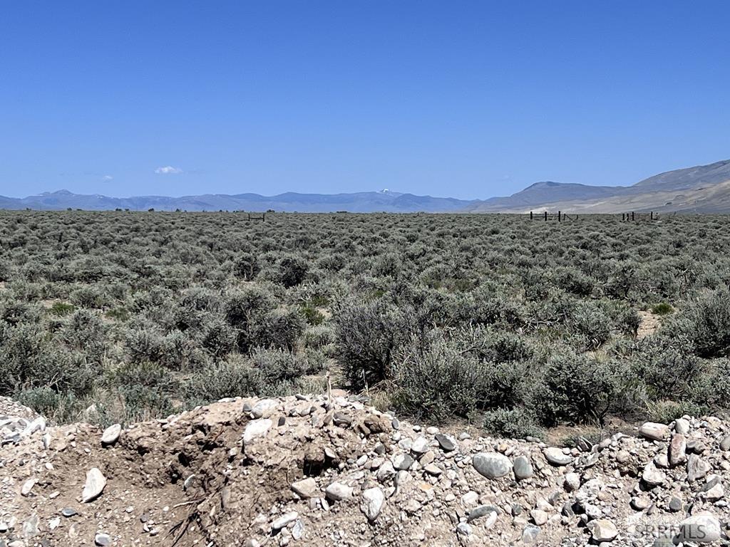 22 Sutton Lane, LEADORE, Idaho image 11