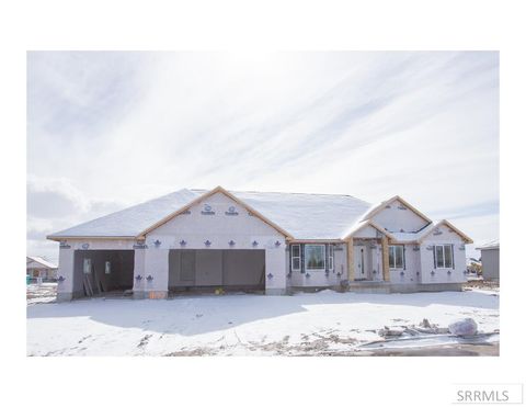 Photo of 1640 Tide Pool Drive, IDAHO FALLS, ID 83401 (MLS # 2182188)