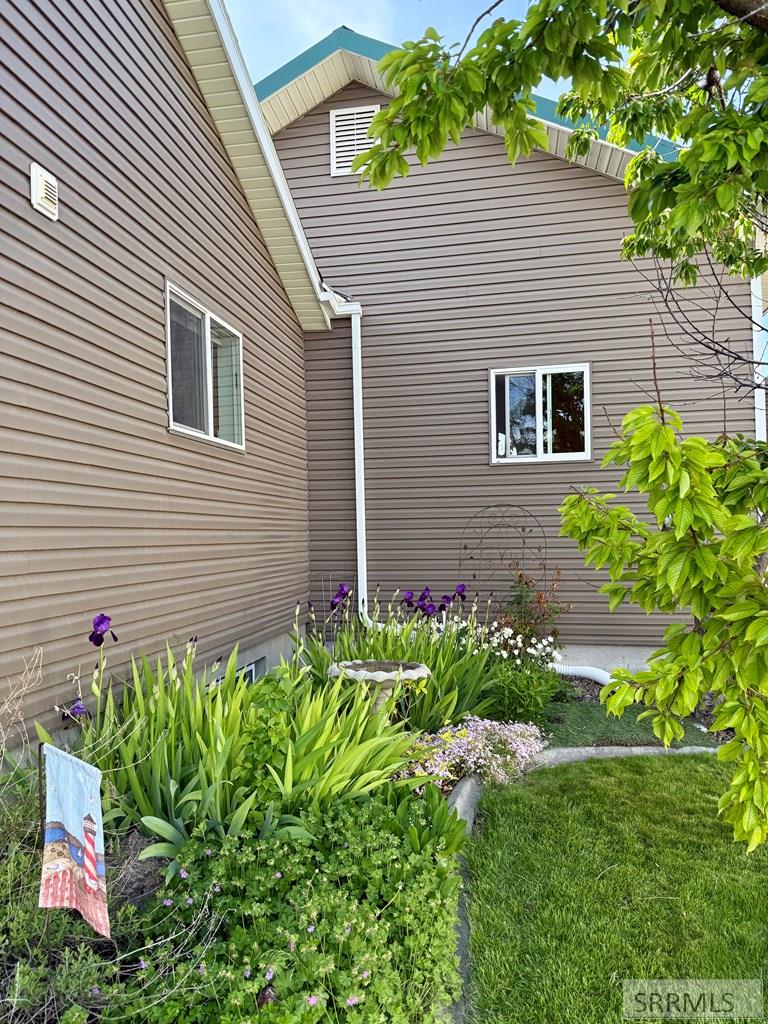 1945 E Alturas Circle, IDAHO FALLS, Idaho image 5