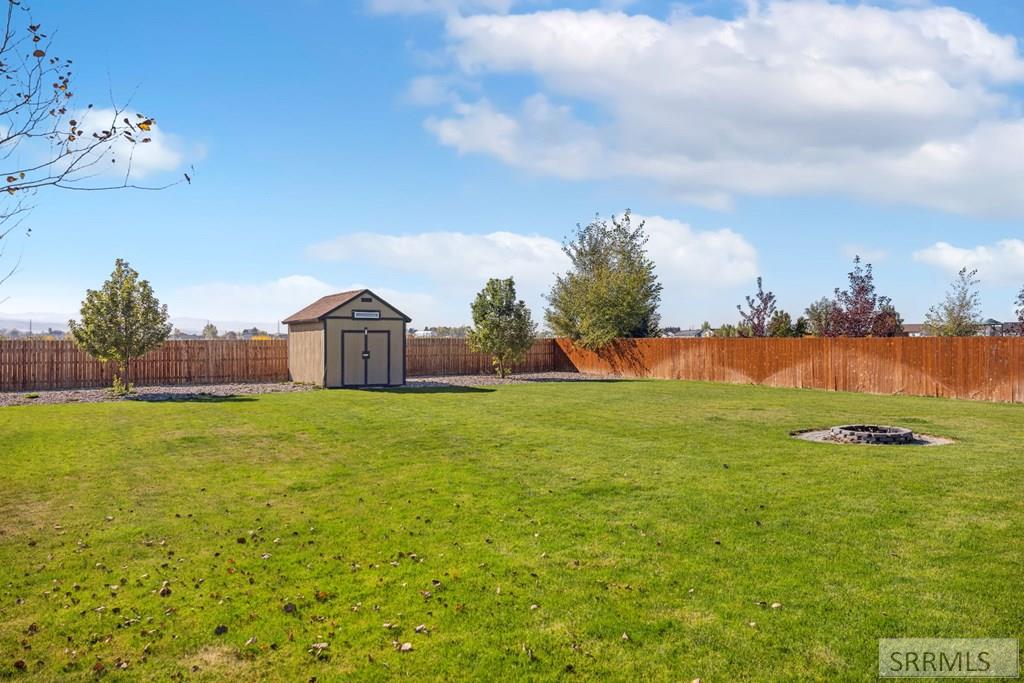 5380 E Buchanan Avenue, IONA, Idaho image 34