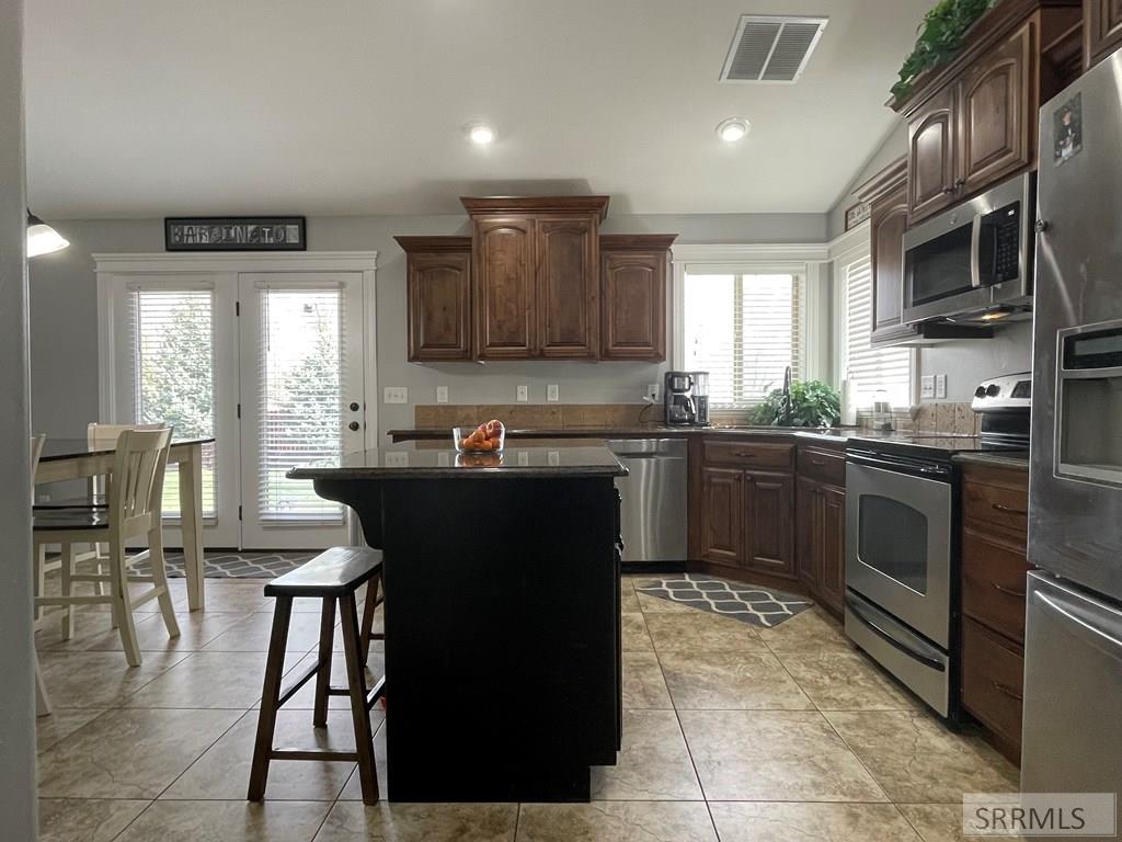 2185 Lawrence Lane, BLACKFOOT, Idaho image 13