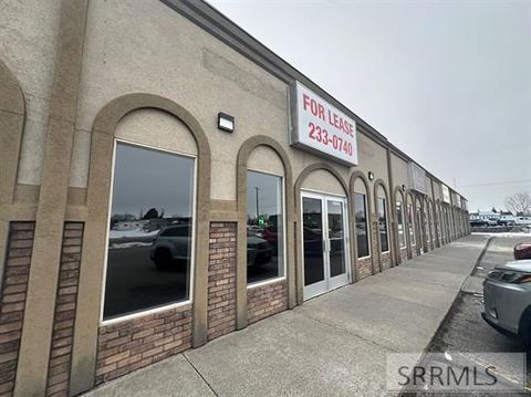 Photo of 1175 Parkway Drive, BLACKFOOT, ID 83221 (MLS # 2175844)