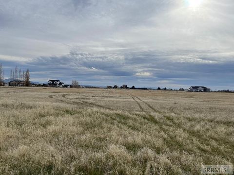 Photo of 427 W 270 N, BLACKFOOT, ID 83221 (MLS # 2186188)