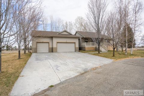 Photo of 200 W Commons Road, IDAHO FALLS, ID 83401 (MLS # 2185154)