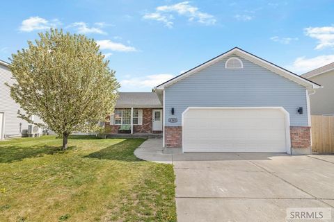 Photo of 4365 Williamsburg Lane, IDAHO FALLS, ID 83404 (MLS # 2185716)