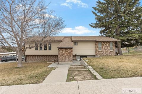 Photo of 144 Oasis Dr, POCATELLO, ID 83204 (MLS # 2182321)