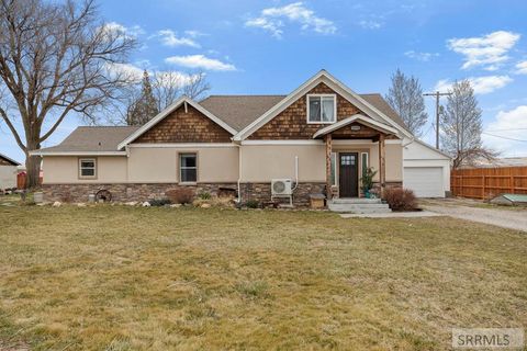 Photo of 1630 N 55th E, IDAHO FALLS, ID 83401 (MLS # 2184895)