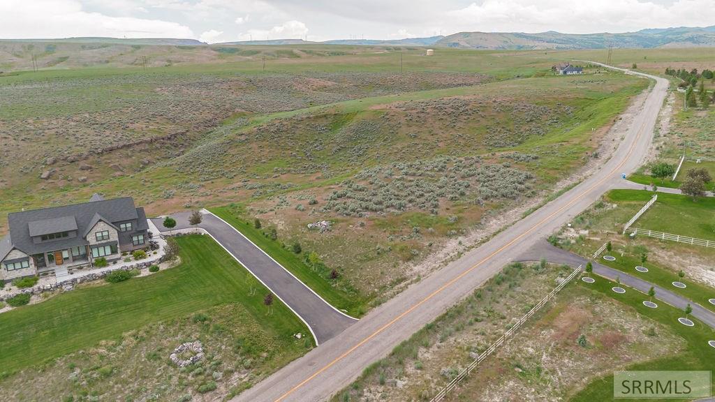 9921 S Henry Creek Road, IDAHO FALLS, Idaho image 2