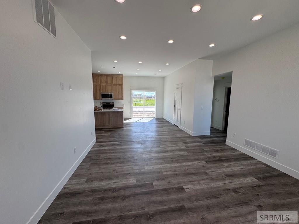 390 Wind River Circle