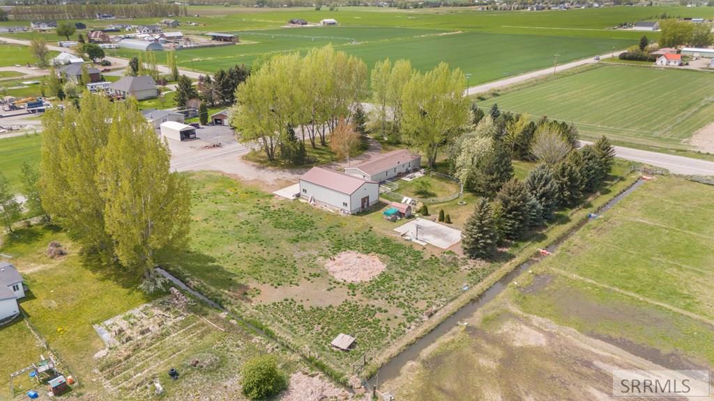 2952 W 3000 N, REXBURG, Idaho image 32